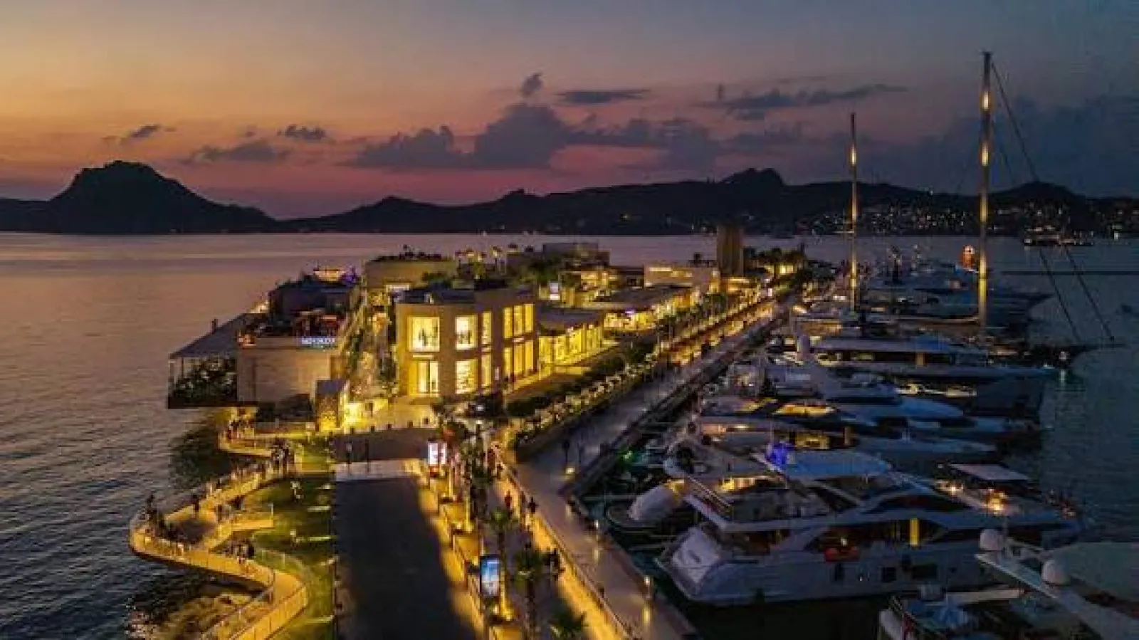 YALIKAVAK MARİNA VIP ULAŞIM HİZMETİ